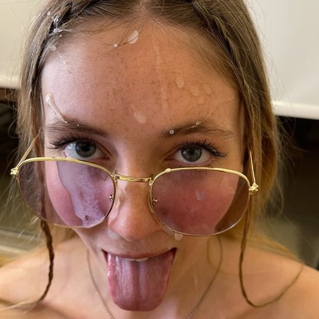 Nacktes geleaktes OnlyFans-Foto von Luna Bree