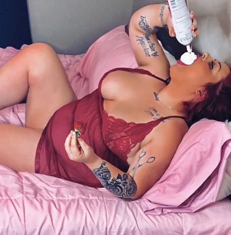 Nacktes geleaktes OnlyFans-Foto von Maddy Monroe