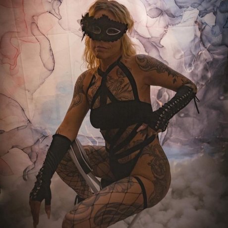 Mellisas Divine Canvas