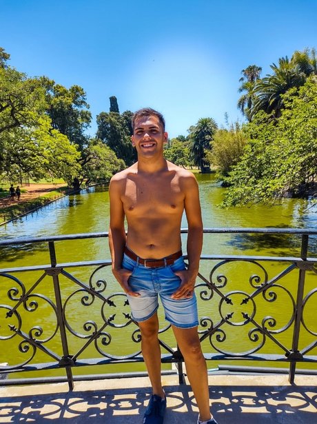 Nacktes geleaktes OnlyFans-Foto von Matias Paiz