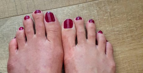 Nacktes geleaktes OnlyFans-Foto von Miss Lilys Feet