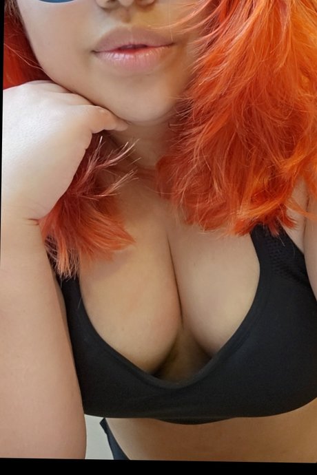 Nacktes geleaktes OnlyFans-Foto von Mimi