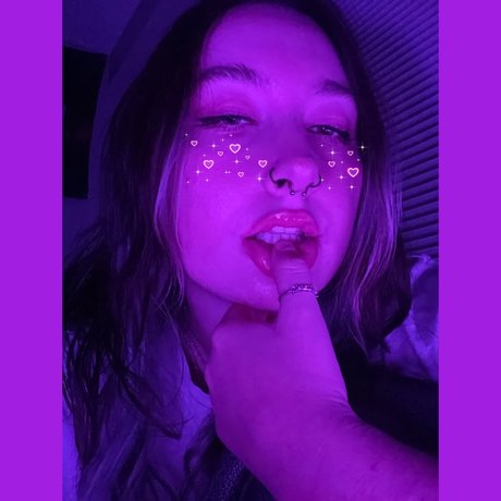 Nacktes geleaktes OnlyFans-Foto von Suki 