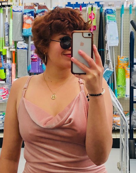 Nacktes geleaktes OnlyFans-Foto von Sweet Nat