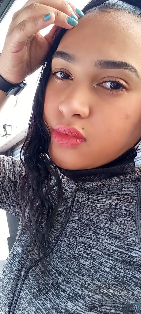 Nacktes geleaktes OnlyFans-Foto von La Flaca