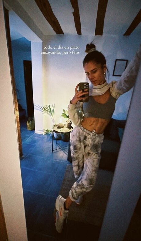 Nacktes geleaktes OnlyFans-Foto von Gina Llebaria