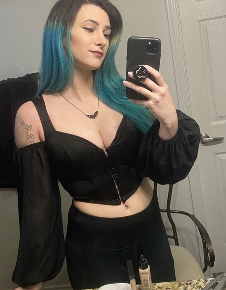 Nacktes geleaktes OnlyFans-Foto von Kristenraettv