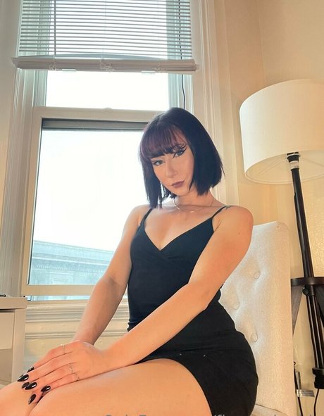 Nacktes geleaktes OnlyFans-Foto von Financebarbie