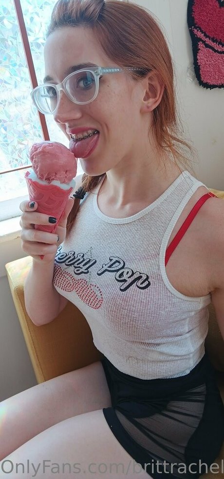 Nacktes geleaktes OnlyFans-Foto von Brittrachelleupdates