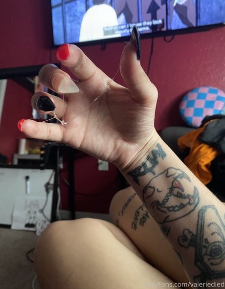 Nacktes geleaktes OnlyFans-Foto von Valeriedied