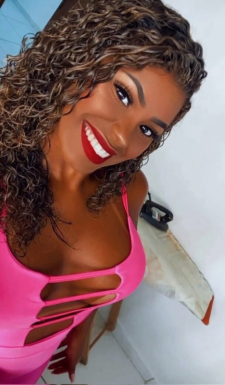 Nacktes geleaktes OnlyFans-Foto von Ynaraabb