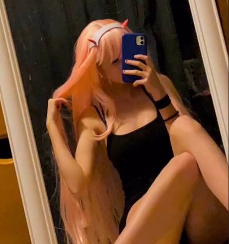 Nacktes geleaktes OnlyFans-Foto von Izassassin