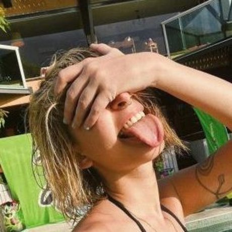 Nacktes geleaktes OnlyFans-Foto von Thaiga