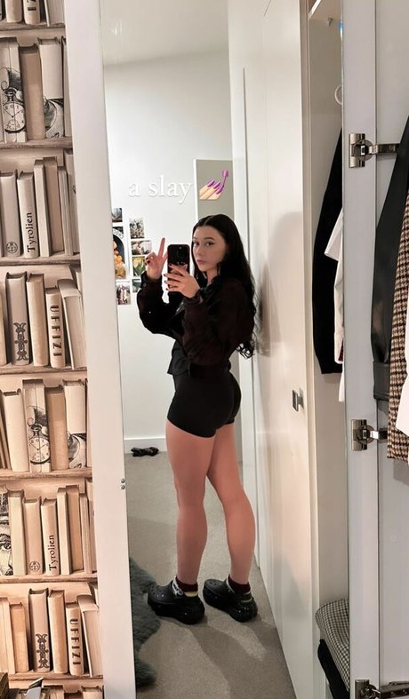 Nacktes geleaktes OnlyFans-Foto von Livbev