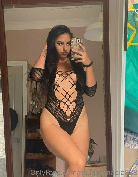 Nacktes geleaktes OnlyFans-Foto von Naughtynadia888