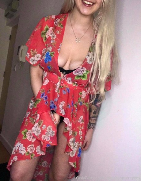 Nacktes geleaktes OnlyFans-Foto von Mistressmercyxox
