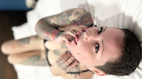 Nacktes geleaktes OnlyFans-Foto von Olivia Wolfe 