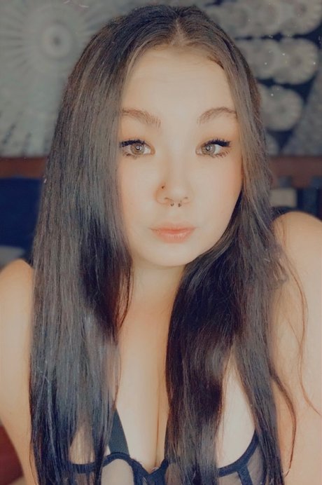 Nacktes geleaktes OnlyFans-Foto von Daisy Baby