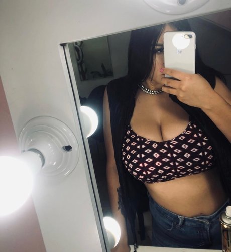 Nacktes geleaktes OnlyFans-Foto von Rox Queen Flow