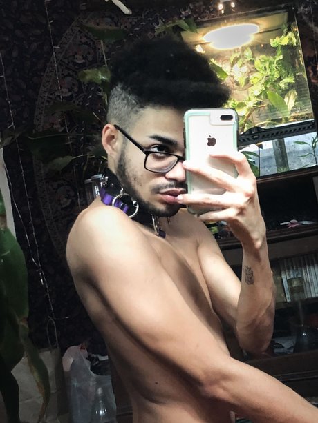 Nacktes geleaktes OnlyFans-Foto von Riley