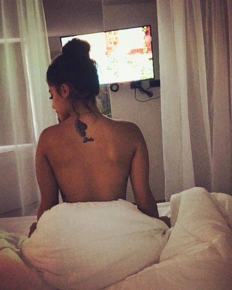 Nacktes geleaktes OnlyFans-Foto von Mariana