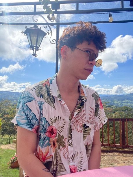 Nacktes geleaktes OnlyFans-Foto von J Sebastian