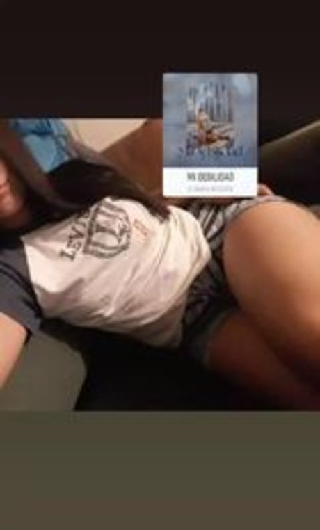 Nacktes geleaktes OnlyFans-Foto von Katalehia