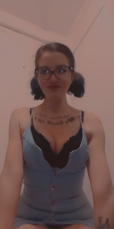 Nacktes geleaktes OnlyFans-Foto von Jessica