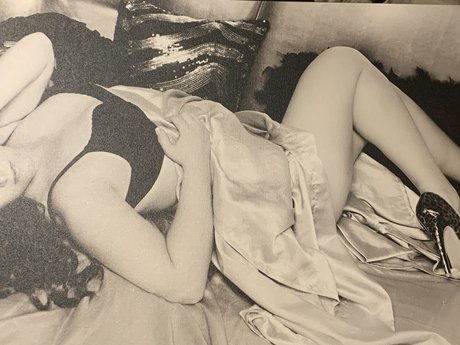 Nacktes geleaktes OnlyFans-Foto von Maturenaturalhousewife13