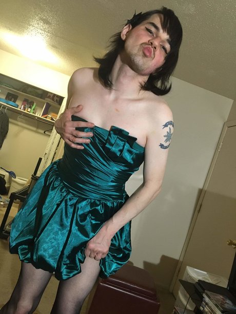 Nacktes geleaktes OnlyFans-Foto von Maria Haushinka Rockerella