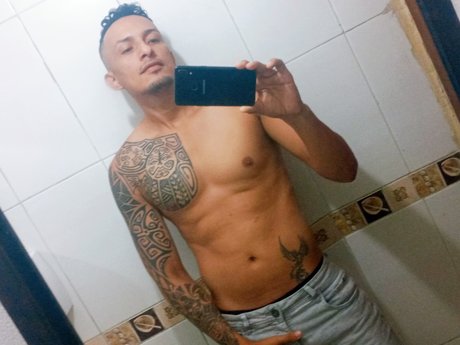 Nacktes geleaktes OnlyFans-Foto von Matias Guayaco