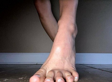 Nacktes geleaktes OnlyFans-Foto von Footivities