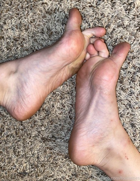 Nacktes geleaktes OnlyFans-Foto von Footivities