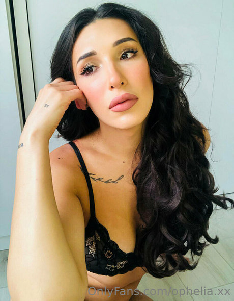 Opheliaxx