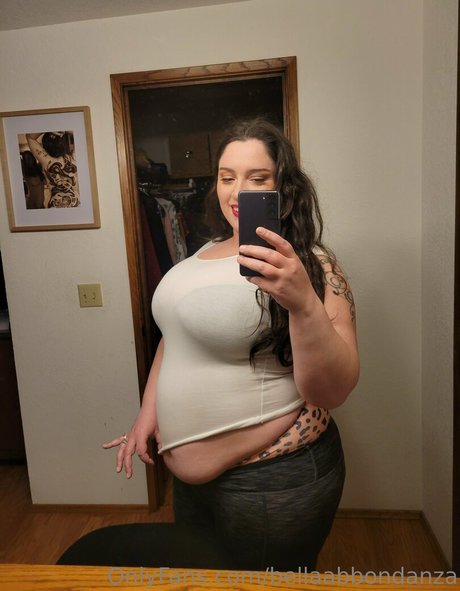 Nacktes geleaktes OnlyFans-Foto von Bellaabbondanza