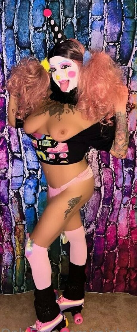 Nacktes geleaktes OnlyFans-Foto von Rainbowblows