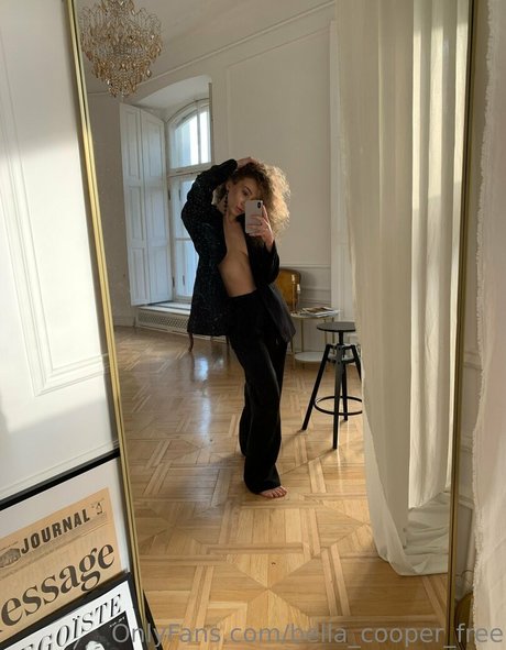 Nacktes geleaktes OnlyFans-Foto von Bellacooperfree