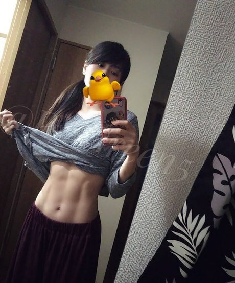Nacktes geleaktes OnlyFans-Foto von Mitsukuribeautyfitness