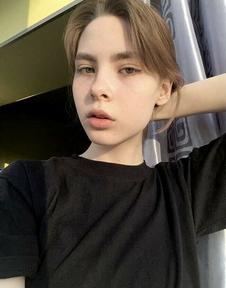 Nacktes geleaktes OnlyFans-Foto von Mirtaworld