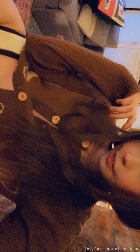 Nacktes geleaktes OnlyFans-Foto von Belledelphine