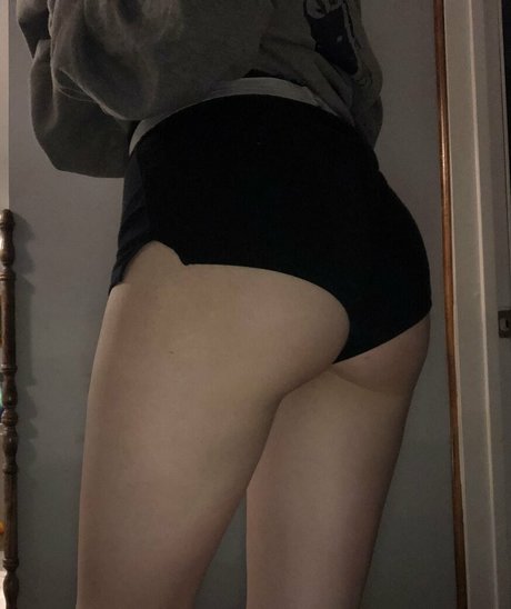 Nacktes geleaktes OnlyFans-Foto von Avanetfree