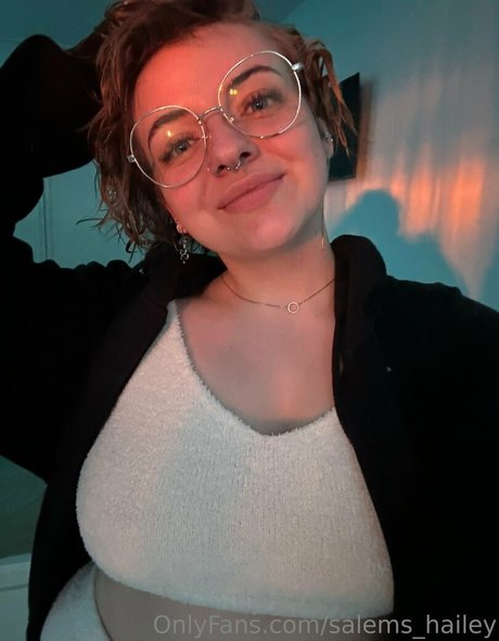 Nacktes geleaktes OnlyFans-Foto von Salemshailey