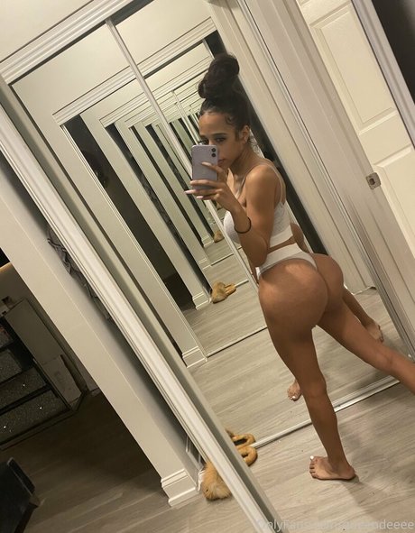 Nacktes geleaktes OnlyFans-Foto von Onlymariss