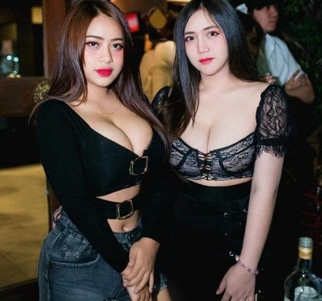 Nacktes geleaktes OnlyFans-Foto von Noonz Supattra