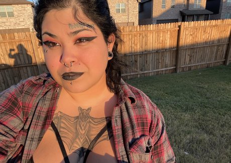 Gore-whore