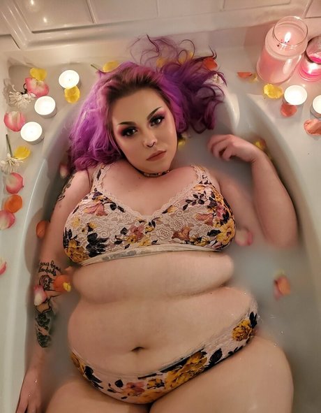 Nacktes geleaktes OnlyFans-Foto von Jadismarina