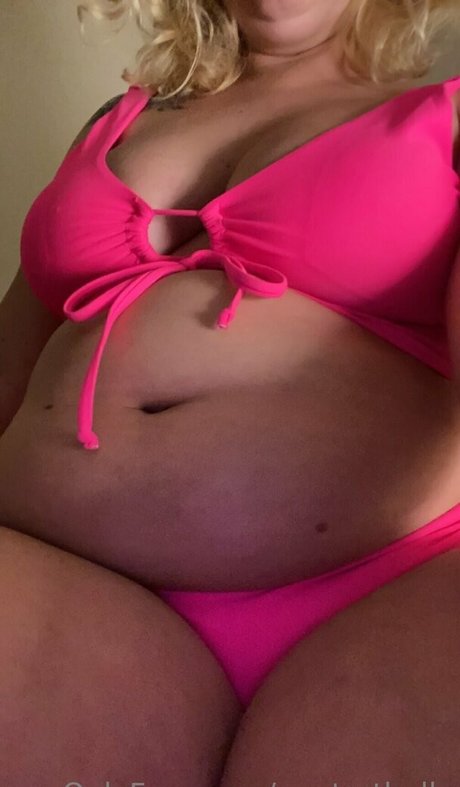Nacktes geleaktes OnlyFans-Foto von Poptartbelly