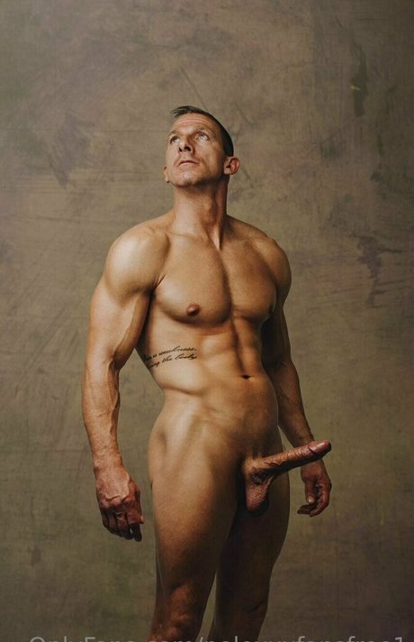 Nacktes geleaktes OnlyFans-Foto von Poloxxxfansfree1
