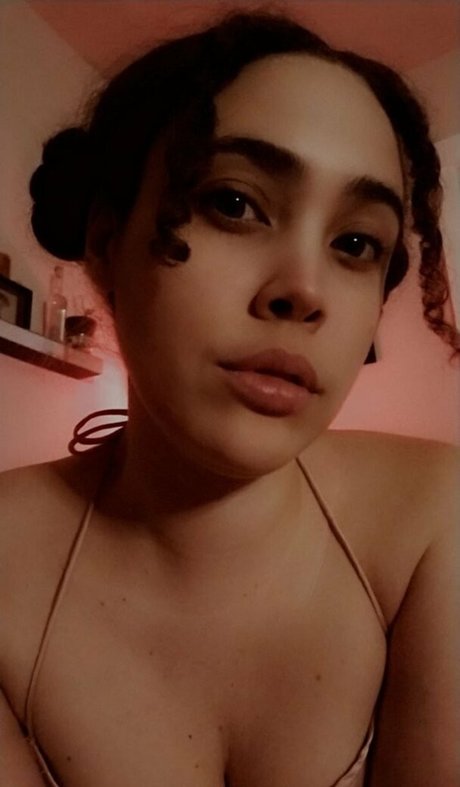 Nacktes geleaktes OnlyFans-Foto von Girlnumbersix