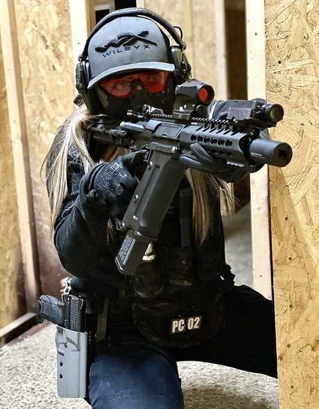 Femmefataleairsoft